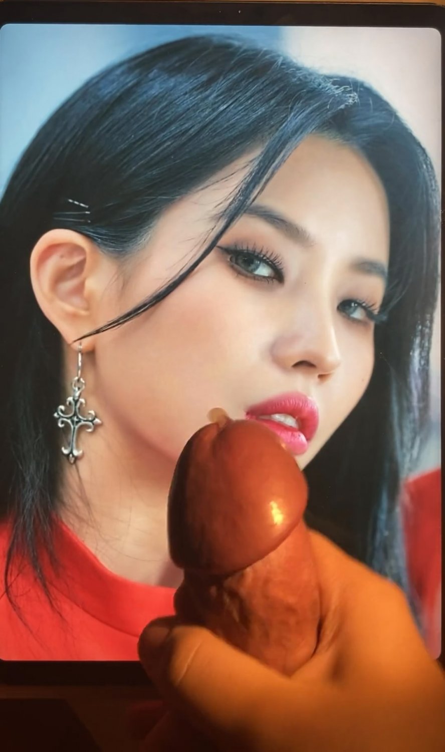 SKpUri9Z Soyeon Jeon Cumshot Tribute CumTribute KPop 02.jpg